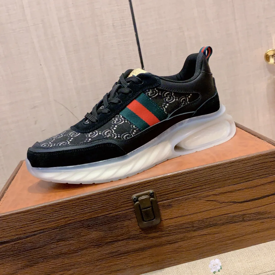 Men's men's shoes💰460💰💰🎩🎩[Lightning][Lightning] "Gucci*" The latest • popular casual shoes, top brand [seduce] luxury ~ purchasing agency, top ~ quality. [Strong] The upper is made of imported breathable cowhide with material ➕ breathable sheepskin feet (•) and fine workmanship. The original stylish and stylish soft rubber wear-resistant and non-slip outsole is light and comfortable on the feet. The real thing looks better when taken in real life. 013: code: 38-44, 4️⃣ colors